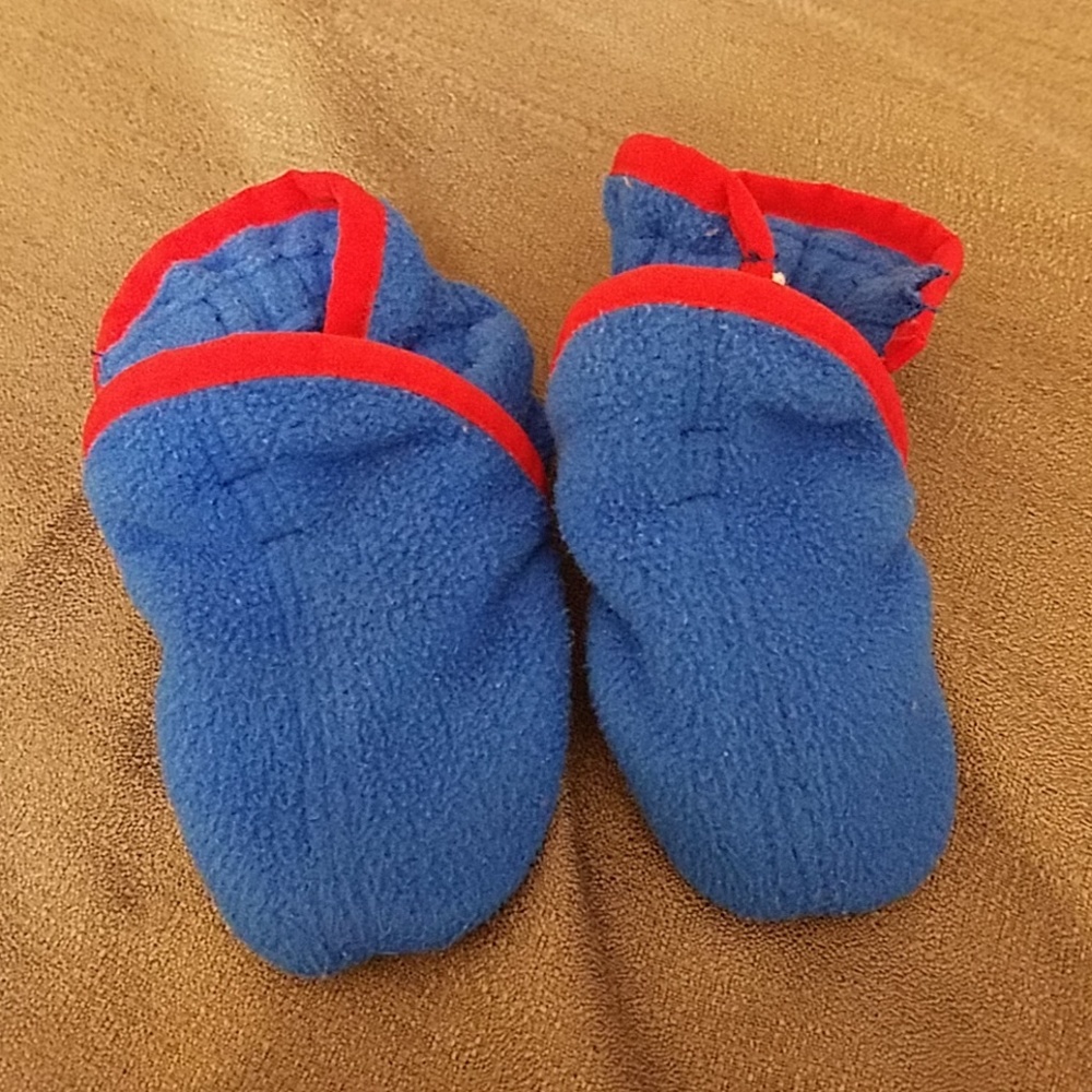 Patagonia Blue Baby Boy Small Slippers